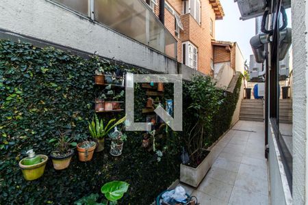 Casa de condomínio à venda com 350m², 4 quartos e 5 vagasCorredor