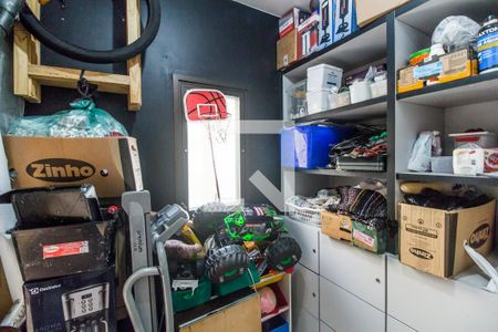 Casa de condomínio à venda com 350m², 4 quartos e 5 vagasQuarto de Serviço