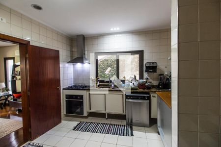 Casa de condomínio à venda com 350m², 4 quartos e 5 vagasCozinha