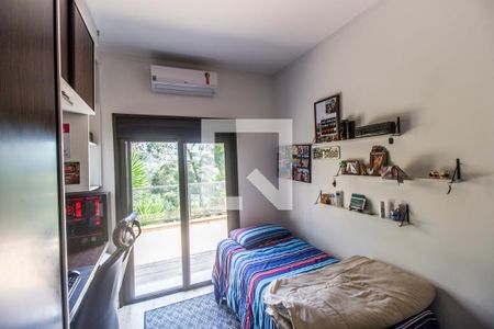 Casa de condomínio à venda com 350m², 4 quartos e 5 vagasQuarto 4