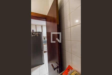 Casa de condomínio à venda com 350m², 4 quartos e 5 vagasDespensa