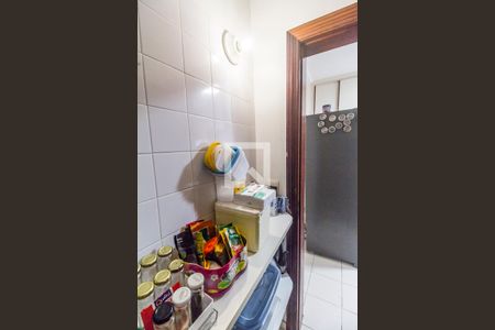 Casa de condomínio à venda com 350m², 4 quartos e 5 vagasDespensa