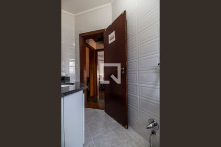 Casa de condomínio à venda com 350m², 4 quartos e 5 vagasBanheiro