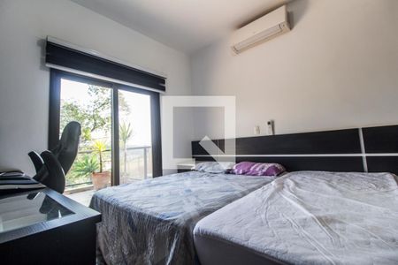 Casa de condomínio à venda com 350m², 4 quartos e 5 vagasSuíte 2