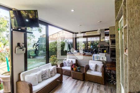 Casa de condomínio à venda com 350m², 4 quartos e 5 vagasVaranda gourmet