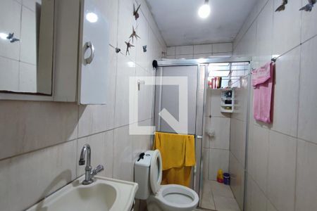 Casa à venda com 70m², 3 quartos e 5 vagasBanheiro Social