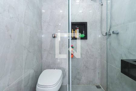 Apartamento à venda com 115m², 3 quartos e sem vaga Apartamento à venda com 115m², 3 quartos e sem vagaBanheiro da Suíte