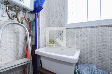 Apartamento à venda com 115m², 3 quartos e sem vaga Apartamento à venda com 115m², 3 quartos e sem vagaÁrea de Serviço