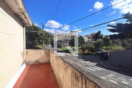 Casa à venda com 238m², 3 quartos e 3 vagasVaranda