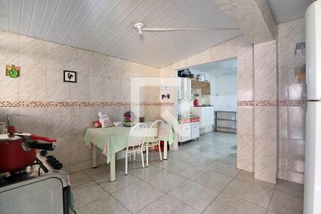 Casa à venda com 238m², 3 quartos e 3 vagasCozinha