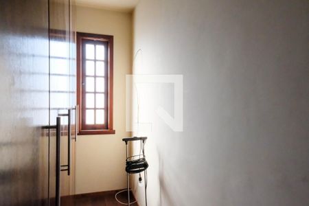 Casa à venda com 420m², 5 quartos e 4 vagas Casa à venda com 420m², 5 quartos e 4 vagasQuarto 3