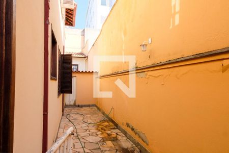 Casa à venda com 420m², 5 quartos e 4 vagas Casa à venda com 420m², 5 quartos e 4 vagasÁrea comum