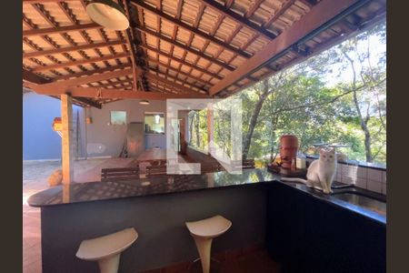 Casa de condomínio à venda com 300m², 4 quartos e 4 vagas Casa de condomínio à venda com 300m², 4 quartos e 4 vagasÁrea Externa