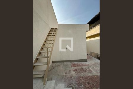 Casa à venda com 180m², 3 quartos e 1 vaga
