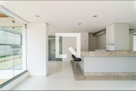 Apartamento à venda com 198m², 3 quartos e 2 vagas Apartamento à venda com 198m², 3 quartos e 2 vagasSalão de festas