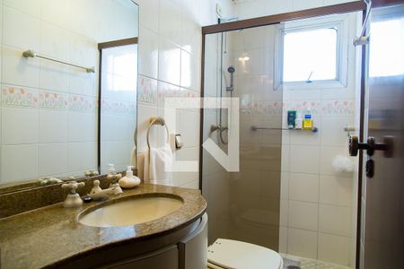 Apartamento à venda com 198m², 3 quartos e 2 vagas Apartamento à venda com 198m², 3 quartos e 2 vagasBanheiro Social