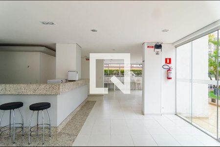 Apartamento à venda com 198m², 3 quartos e 2 vagas Apartamento à venda com 198m², 3 quartos e 2 vagasSalão de festas
