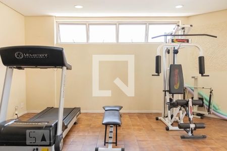 Apartamento à venda com 198m², 3 quartos e 2 vagas Apartamento à venda com 198m², 3 quartos e 2 vagasAcademia