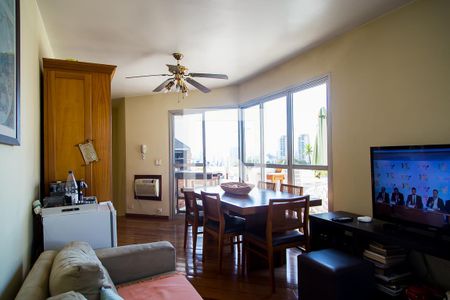 Apartamento à venda com 198m², 3 quartos e 2 vagas Apartamento à venda com 198m², 3 quartos e 2 vagasSala da Cobertura