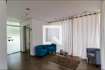 Apartamento à venda com 198m², 3 quartos e 2 vagas Apartamento à venda com 198m², 3 quartos e 2 vagasPiscina