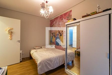 Casa à venda com 480m², 6 quartos e 12 vagasQuarto 2