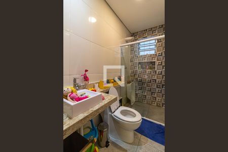 Casa à venda com 480m², 6 quartos e 12 vagasBanheiro Social 1