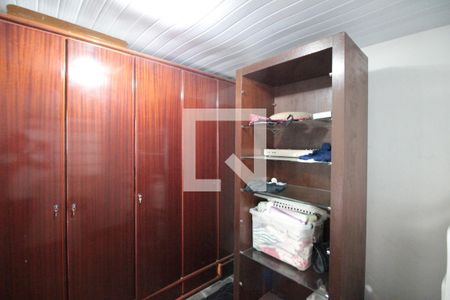 Casa à venda com 493m², 4 quartos e 5 vagasQuarto de Serviço