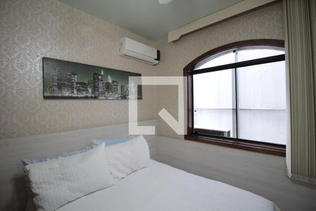 Casa à venda com 493m², 4 quartos e 5 vagasQuarto 2