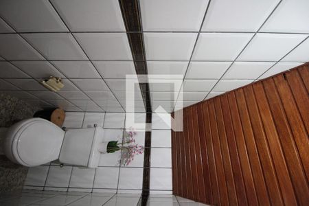 Casa à venda com 493m², 4 quartos e 5 vagasLavabo da Sala de Estar