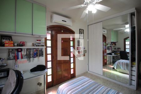 Casa à venda com 493m², 4 quartos e 5 vagasSuite 2