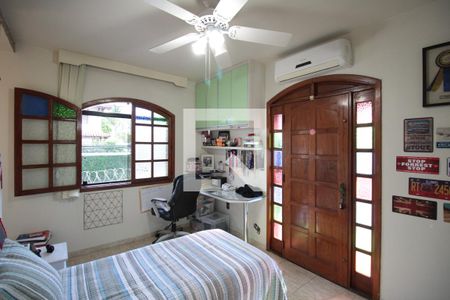 Casa à venda com 493m², 4 quartos e 5 vagasSuite 2