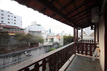 Casa à venda com 493m², 4 quartos e 5 vagasVaranda da Suite 2