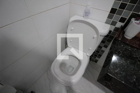 Casa à venda com 493m², 4 quartos e 5 vagasBanheiro Social