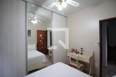 Casa à venda com 493m², 4 quartos e 5 vagasQuarto 2