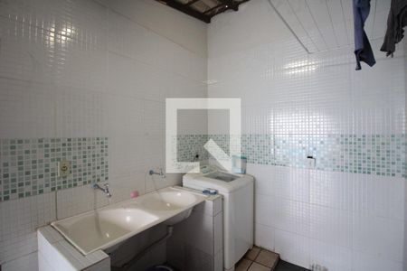 Casa à venda com 493m², 4 quartos e 5 vagasArea de Serviço