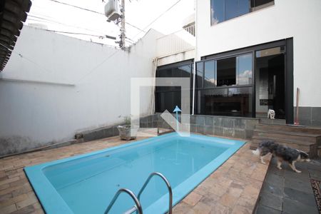 Casa à venda com 493m², 4 quartos e 5 vagasPiscina