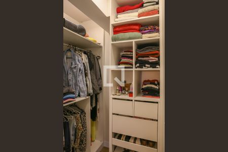 Suíte de apartamento para alugar com 2 quartos, 58m² em Água Branca, São Paulo