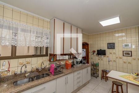 Apartamento à venda com 212m², 3 quartos e 2 vagasCozinha 