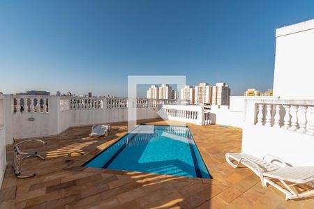 Apartamento à venda com 212m², 3 quartos e 2 vagasÁrea comum - Piscina