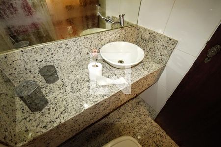 Apartamento à venda com 410m², 3 quartos e 2 vagasBanheira 2