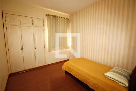 Apartamento à venda com 410m², 3 quartos e 2 vagasQuarto 1