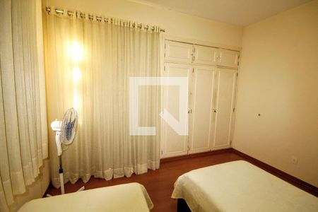 Apartamento à venda com 410m², 3 quartos e 2 vagasQuarto 2