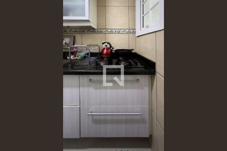 Casa de condomínio à venda com 184m², 4 quartos e 2 vagasCozinha e Área de Serviço