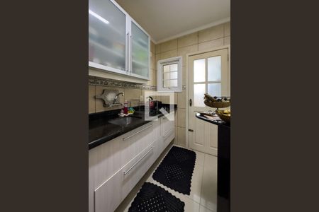 Casa de condomínio à venda com 184m², 4 quartos e 2 vagasCozinha e Área de Serviço