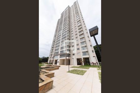 Apartamento à venda com 185m², 3 quartos e 3 vagas Apartamento à venda com 185m², 3 quartos e 3 vagasFachada