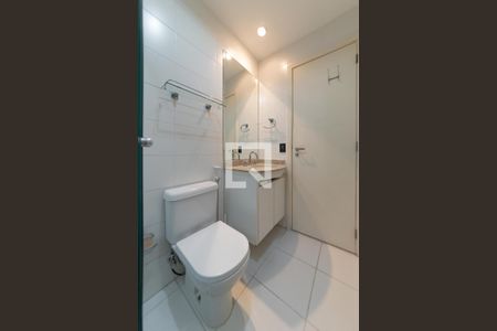 Apartamento à venda com 185m², 3 quartos e 3 vagas Apartamento à venda com 185m², 3 quartos e 3 vagasBanheiro da Suíte 2