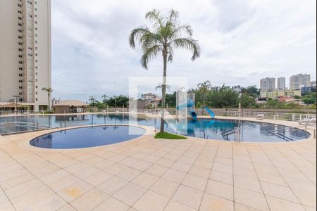 Apartamento à venda com 185m², 3 quartos e 3 vagas Apartamento à venda com 185m², 3 quartos e 3 vagaspiscina