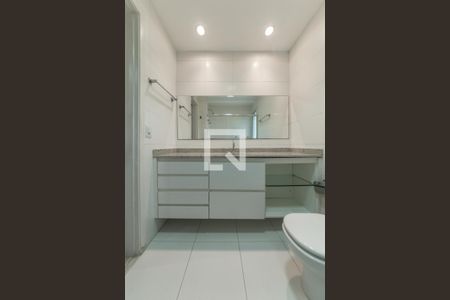 Apartamento à venda com 185m², 3 quartos e 3 vagas Apartamento à venda com 185m², 3 quartos e 3 vagasBanheiro da Suíte 3