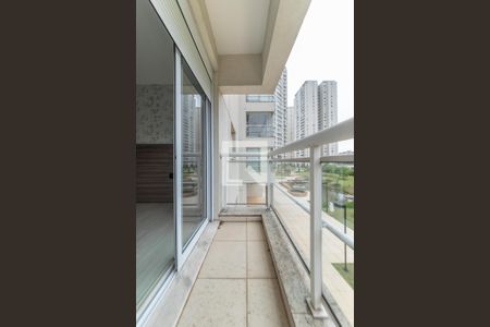 Apartamento à venda com 185m², 3 quartos e 3 vagas Apartamento à venda com 185m², 3 quartos e 3 vagasSacada da Suíte 3