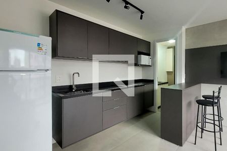 Sala / Cozinha de apartamento para alugar com 1 quarto, 30m² em Auxiliadora, Porto Alegre